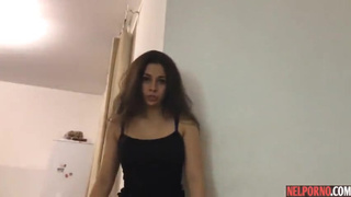 Русское порно от первого лица с сосущей хуй молодой брюнеткой