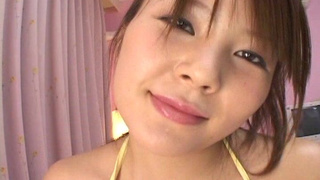 Грудастая японка Sayaka Minami соблазнила парней на секс своей киской