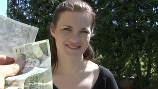 Чешский пикапер за 15 000 крон купил киску грудастой девушки